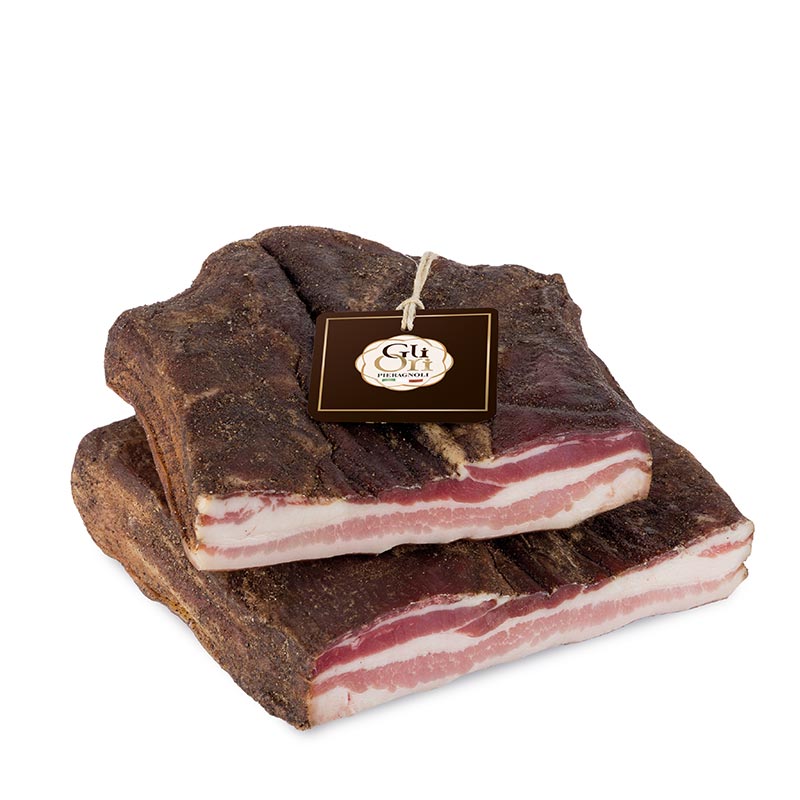 Ottenuta dalla refilatura della pancia del maiale, salata e successivamente stagionata. pancetta stesa nazioneale gli ori Carne di suino, sale, destrosio, pepe, aglio. Antiossidanti: E301. Conservanti: E252, E250.